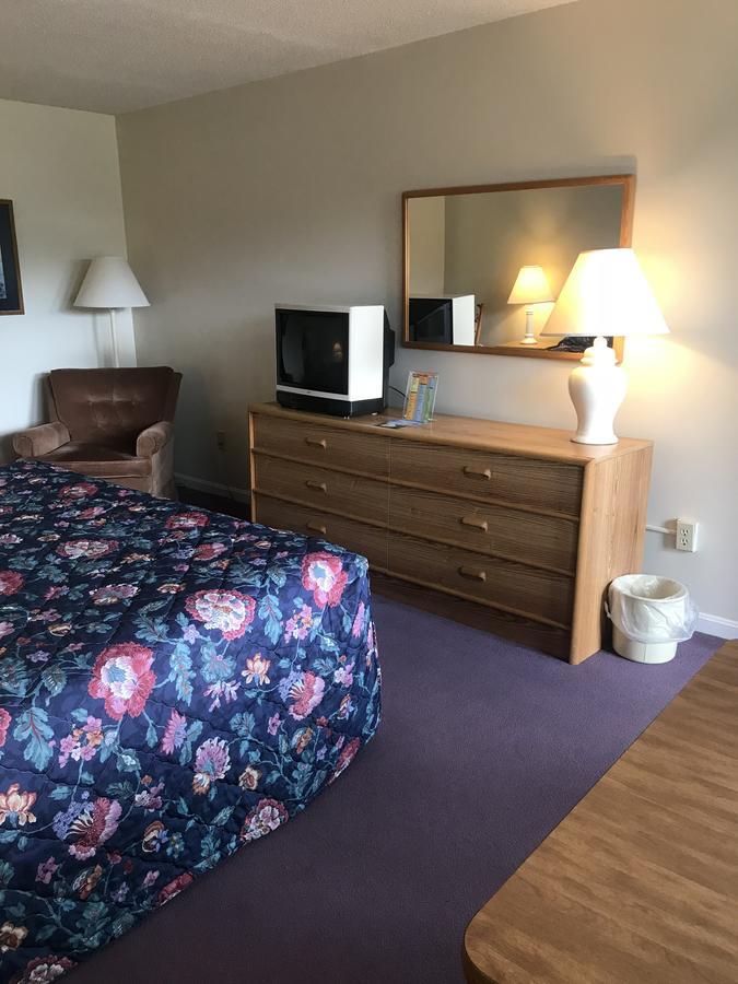 Twin Mountain Four Seasons Motor Inn מראה חיצוני תמונה
