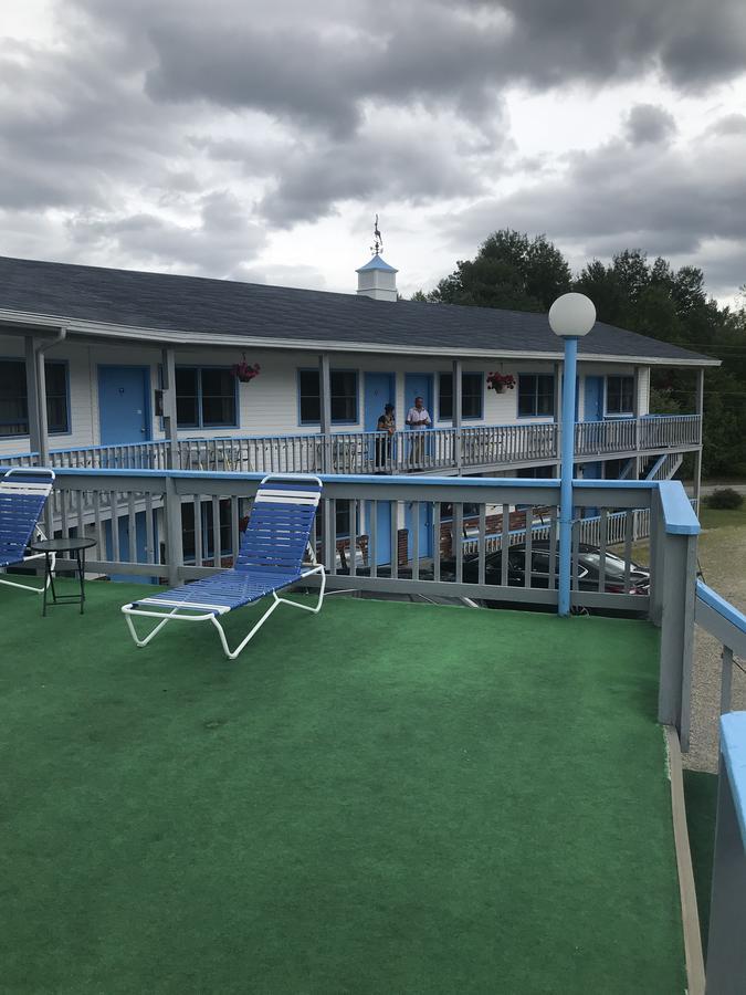 Twin Mountain Four Seasons Motor Inn מראה חיצוני תמונה