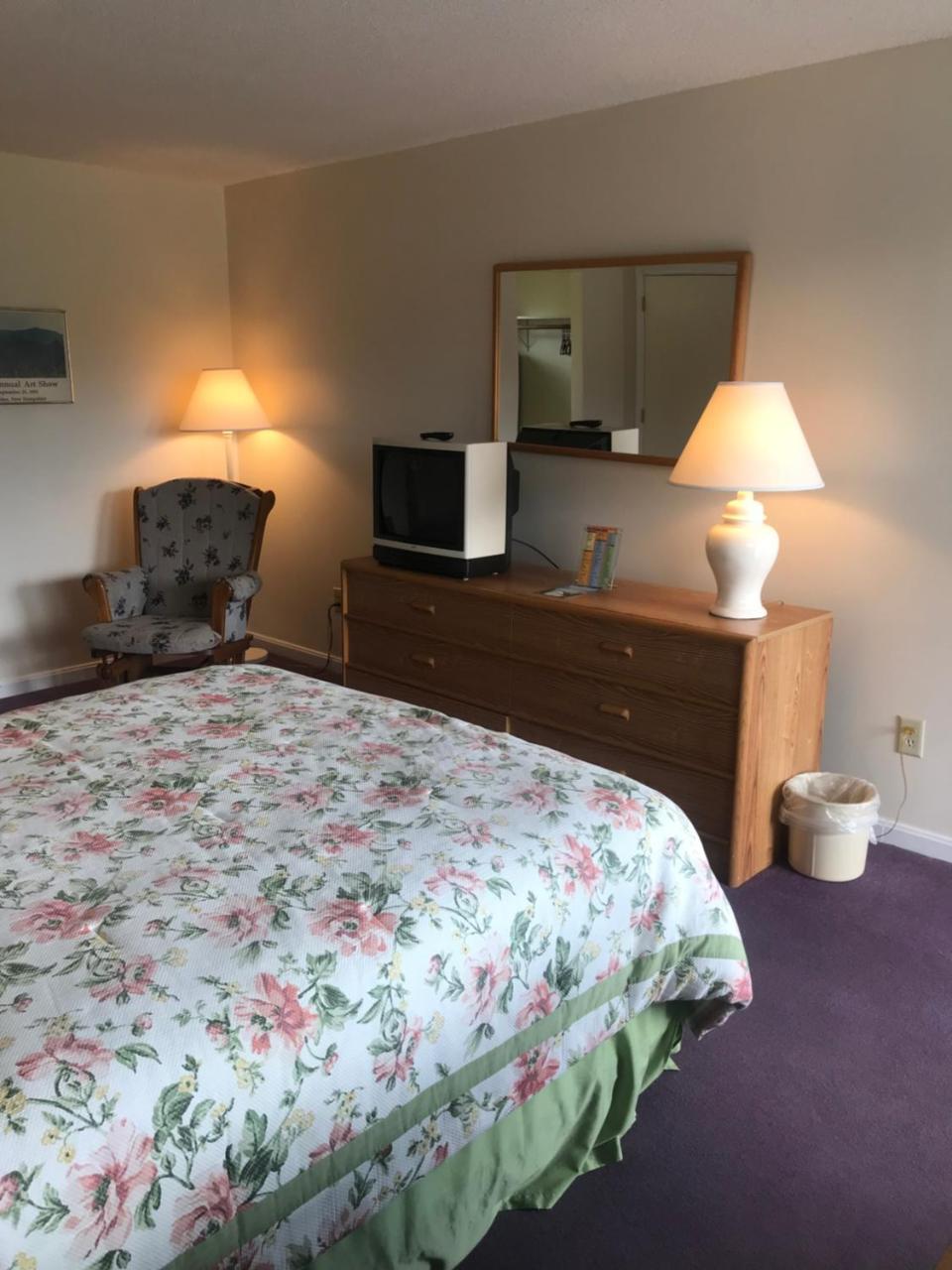 Twin Mountain Four Seasons Motor Inn מראה חיצוני תמונה